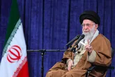 رهبر انقلاب: مذاکره با آمریکا هوشمندانه، عاقلانه و شرافتمندانه نیست و هیچ تأثیری در رفع مشکلات کشور ندارد؛ دلیل؟ تجربه!
