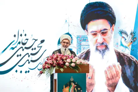 قرائتی: حس پرسشگری را در آینده‌سازان تقویت کنید