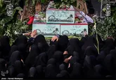 تشییع سراسری ۲۰۰ شهید دفاع مقدس در کشور/۳۲ شهید شناسایی شد
