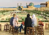 خانواده سنگر مستحکم هویت ایرانی است
