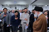 گزارشی از دیدار صمیمی رهبر انقلاب با شاعران در شب میلاد امام حسن (ع)