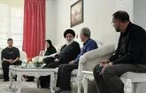 دیدار نماینده ولی‌فقیه در البرز با خانواده‌های شهدای جنگ دوازده‌روزه و جنگ رمضان