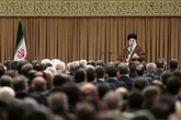 رهبر انقلاب: این یک الزام است، نظام تصمیم گیری اجرایی کشور باید به بخش خصوصی کمک کند