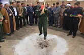 گلنگ زنی نخستین درمانگاه تخصصی شهدای مدافع حرم درنسیم شهر