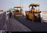 جاده ارتباطی منطقه دیناران در حال آسفالت شدن می باشد