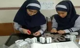 توزیع قرص آهن رایگان بین دانش‌آموزان دختر مدارس مرودشت