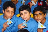 آغاز توزیع شیر رایگان میان دانش آموزان استان  بوشهر