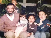 تضرع سید مجتبی در آستان رضوی برای رهایی پدر از زندان