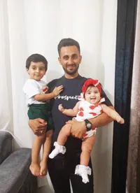 خواست فدای آقا شود 
