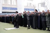 فیلم اقامه نماز جمعه به امامت رهبر انقلاب