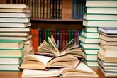 نمایشگاه کتاب در سقز گشایش یافت