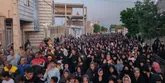 وداع به یادماندنی با پیکر شهید احمد ظفری/ اهالی نهاوند گل کاشتند