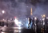 گسترش دامنه اعتراضات در فرانسه در پی تصویب قانون جنجالی بازنشستگی