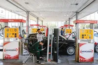 کنار گذاشتن تدریجی کارت سوخت جایگاه‌ها می‌تواند خلأ‌های نظارتی را کاهش دهد