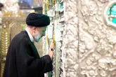 لحظاتی از آخرین زیارت شهید آیت‌الله رئیسی در حرم حضرت رقیه(س)