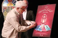 ادبیات پایداری پدیده‌ای تاریخی و تمدنی در فرهنگ ایران است