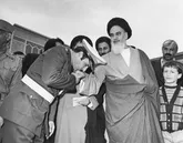 رهبر انقلاب ارتش و راهبرد «قلب و گل»