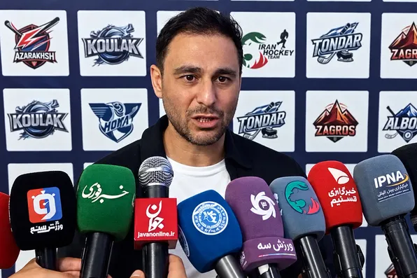 رئیس فدراسیون هاکی روی یخ: نخستین شرط فدراسیون جهانی برای گرفتن مجوز حضور تیم‌های جوانان و بزرگسالان، داشتن پیست یخ است