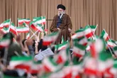 رهبر انقلاب: سیزده آبان از نظر تاریخی، روز افتخار و پیروزی است/ ۱۳ آبان باید در تاریخ و حافظه ملی بماند