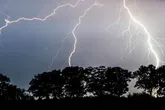 باران و رعدوبرق در استان بوشهر