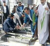 گلباران و عطر افشانی مزار شهدای  اسلامشهر