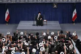 رهبر انقلاب: ایران از کف و قبضه آمریکا بیرون کشیده شد؛ لذا کینه او نسبت به کشور و انقلاب کینه شتری است!