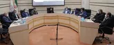 خدمت به مردم وظیفه همه ی دستگاه هاست