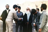 اهل سنت نیز، چون شیعه او را پدری مهربان می‌دانستند