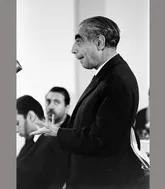 وابسته‌سازی هرچه بیشتر پهلوی دوم با اهرم تحمیل نخست وزیر