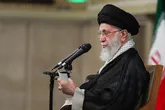 رهبر انقلاب: بنظر من هرچه ممکن است در لوایح اقتصادی دستکاری کمتری صورت گیرد