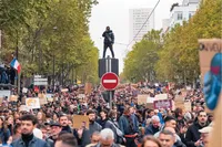 خشم چندلایه در اروپا از مدرسه تا خیابان‌
